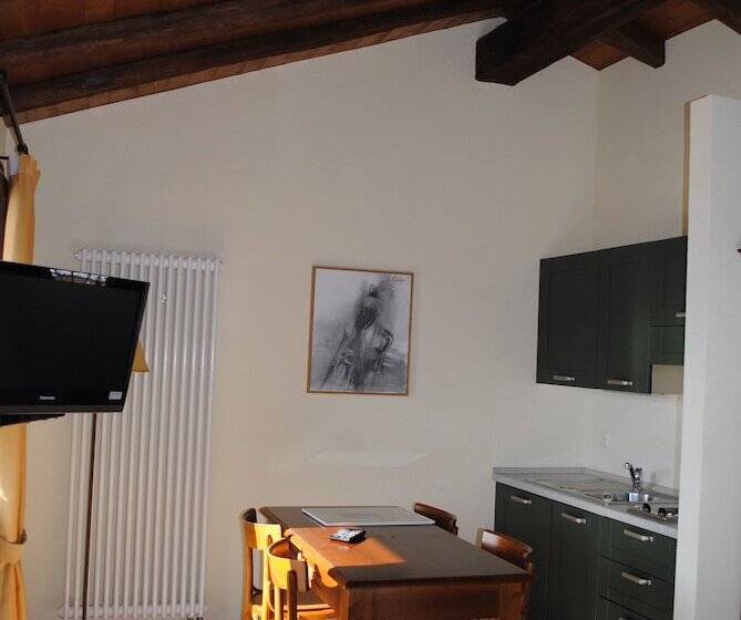 צימר Wine & Art Relais Vallombrosa