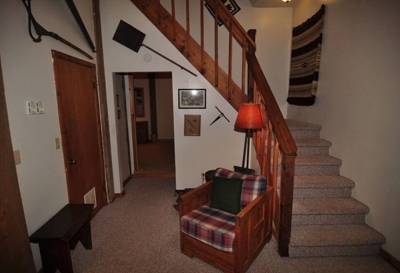 Bear`s Den Northface