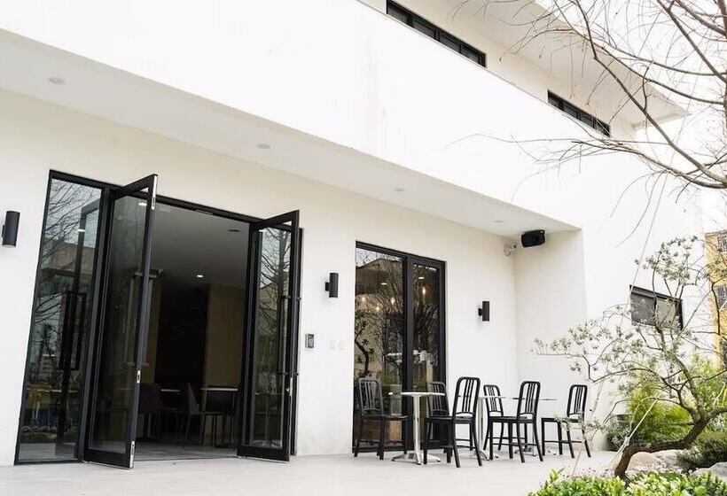 تختخواب و صبحانه Grace Garden Coffee Homestay