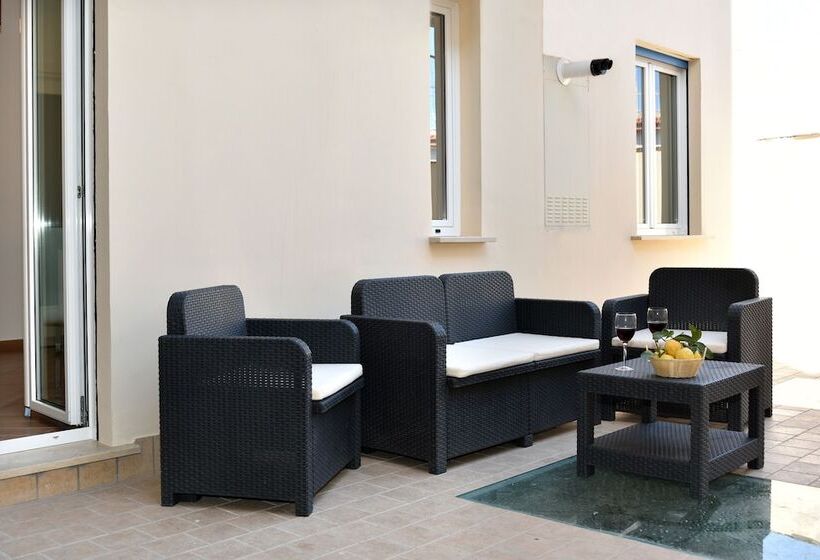 مبيت وإفطار La Casa In Piazza