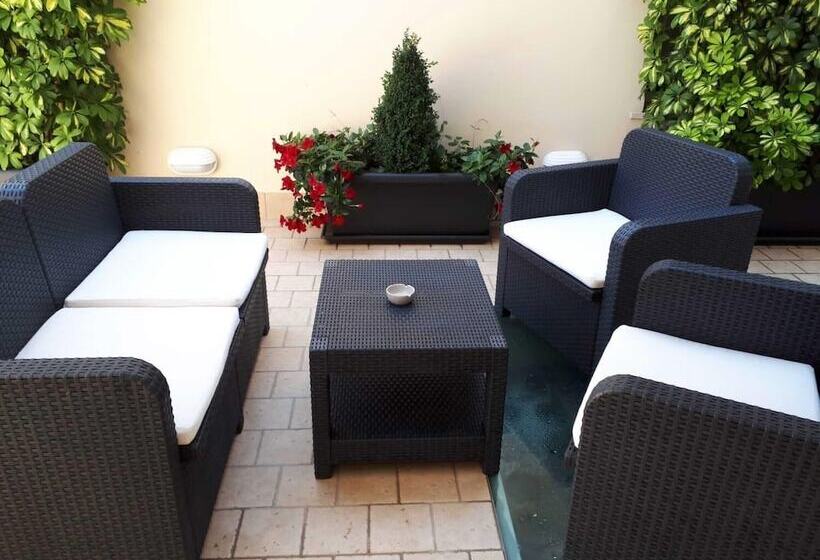 مبيت وإفطار La Casa In Piazza