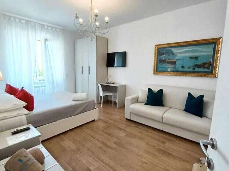 مبيت وإفطار La Casa In Piazza