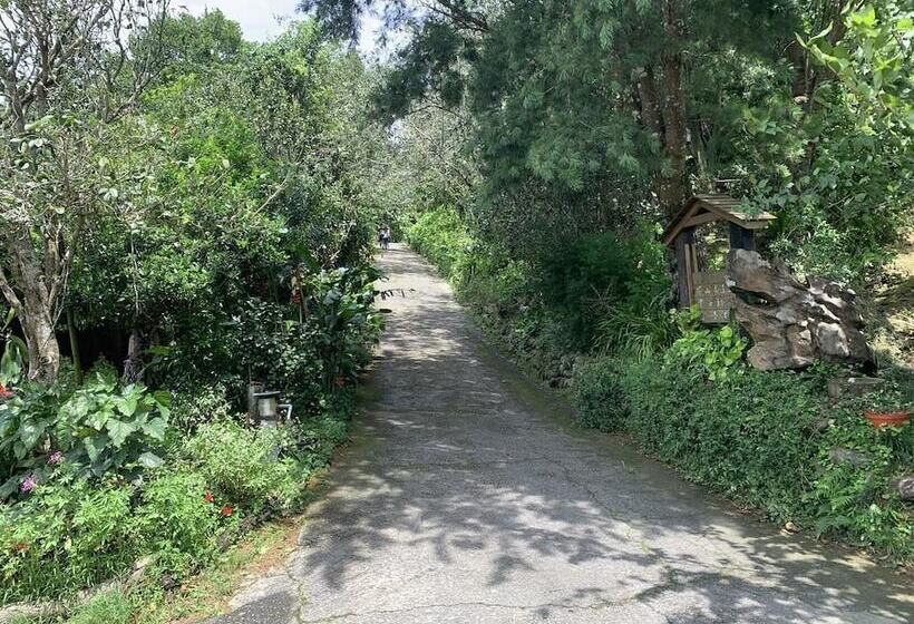 تختخواب و صبحانه Shanlin Songjing Leisure Farm