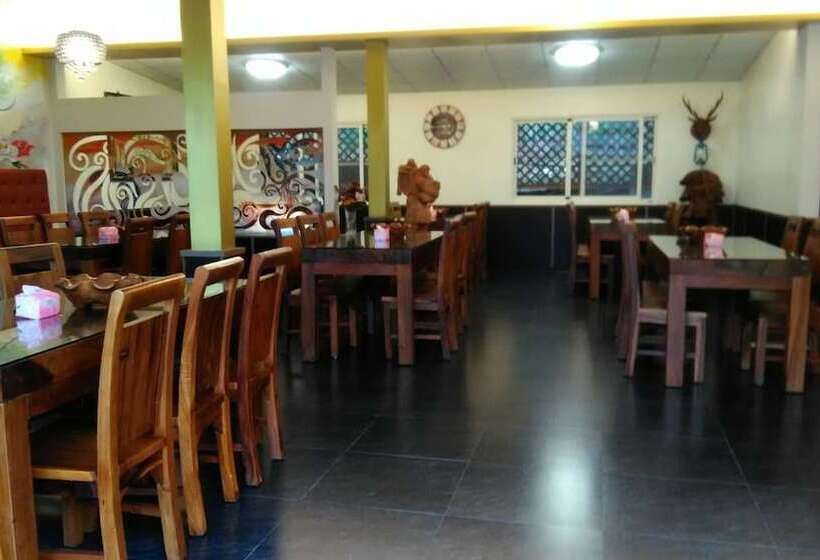 تختخواب و صبحانه Sun Lu Holiday Homestay