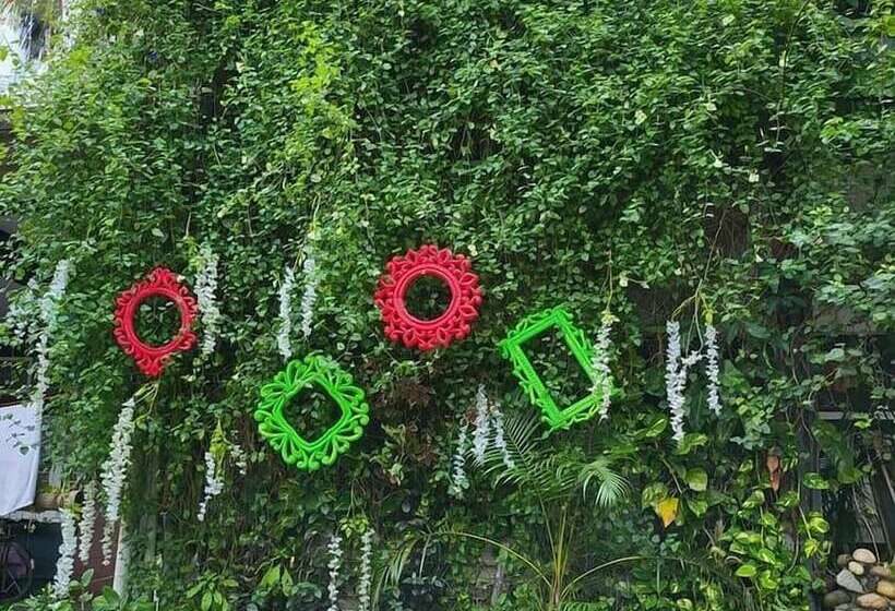 تختخواب و صبحانه Homestay By The Tea Garden Dibrugarh