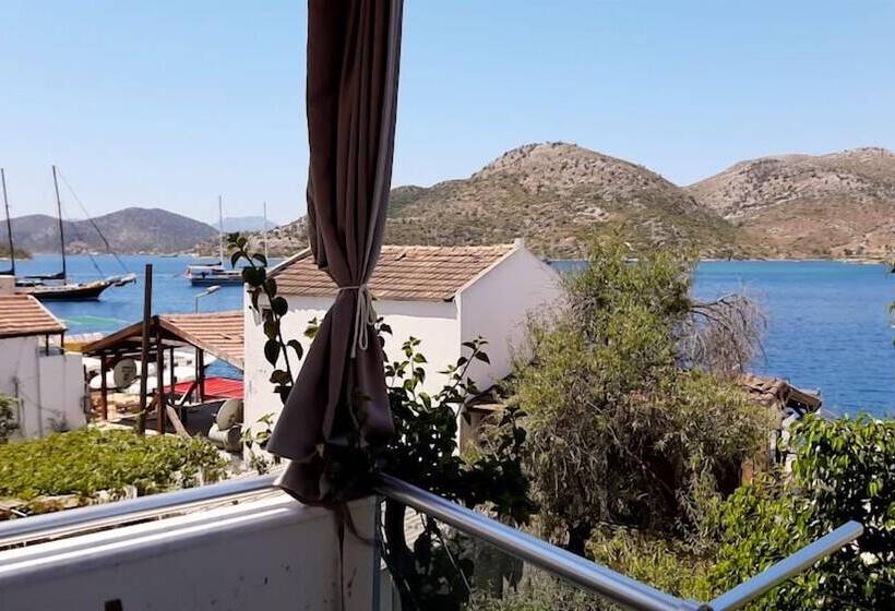 Buena Vista Hotel & Restaurant