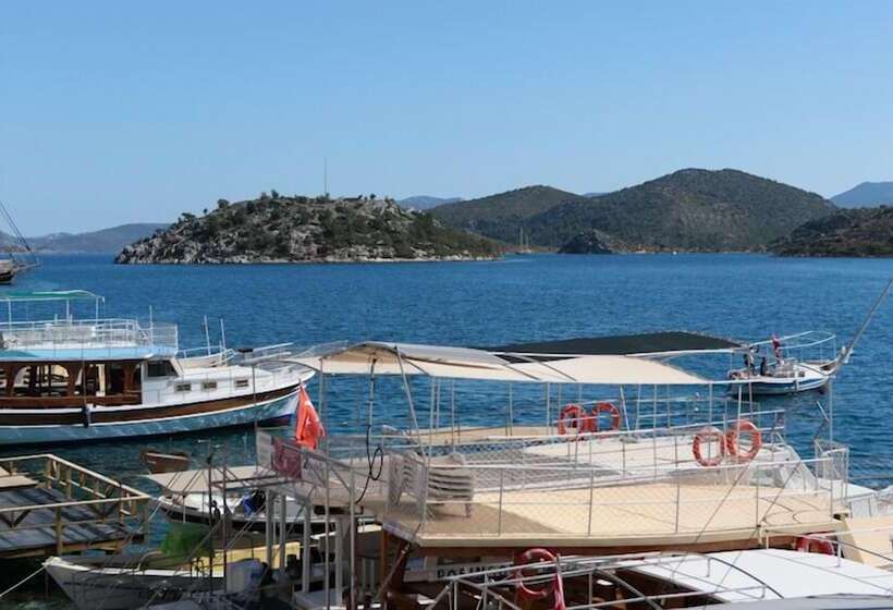 Buena Vista Hotel & Restaurant