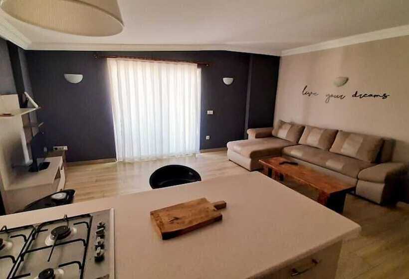 Buena Vista Hotel & Restaurant