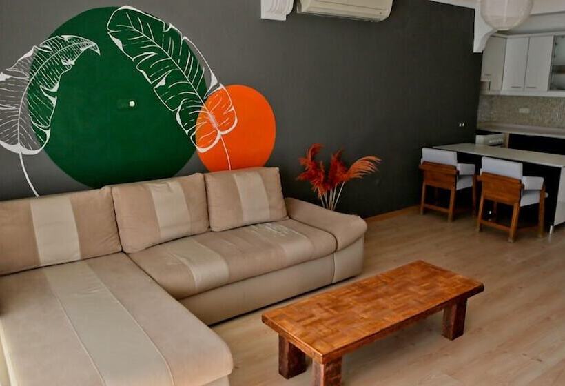 Buena Vista Hotel & Restaurant