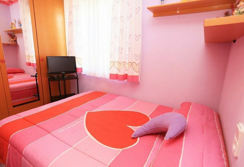 Casa Adosada Para 6 Personas En Cambrils