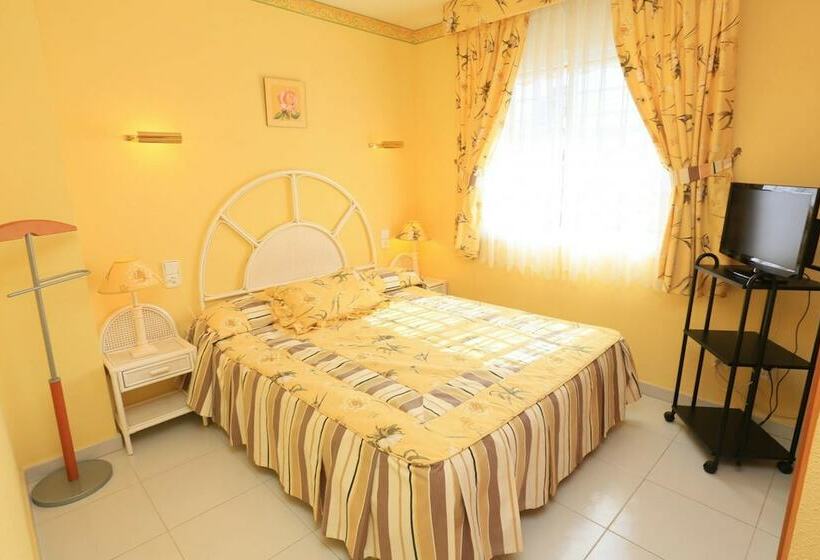 Casa Adosada Para 6 Personas En Cambrils