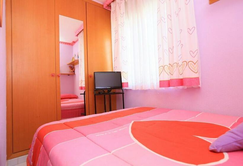 Casa Adosada Para 6 Personas En Cambrils