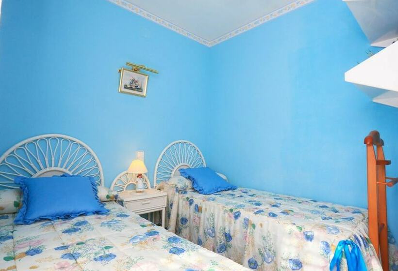 Casa Adosada Para 6 Personas En Cambrils