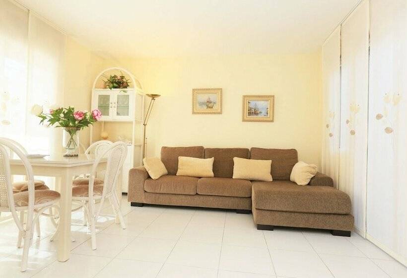 Casa Adosada Para 6 Personas En Cambrils