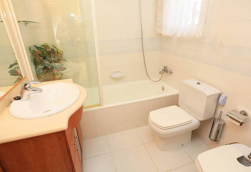 Casa Adosada Para 6 Personas En Cambrils