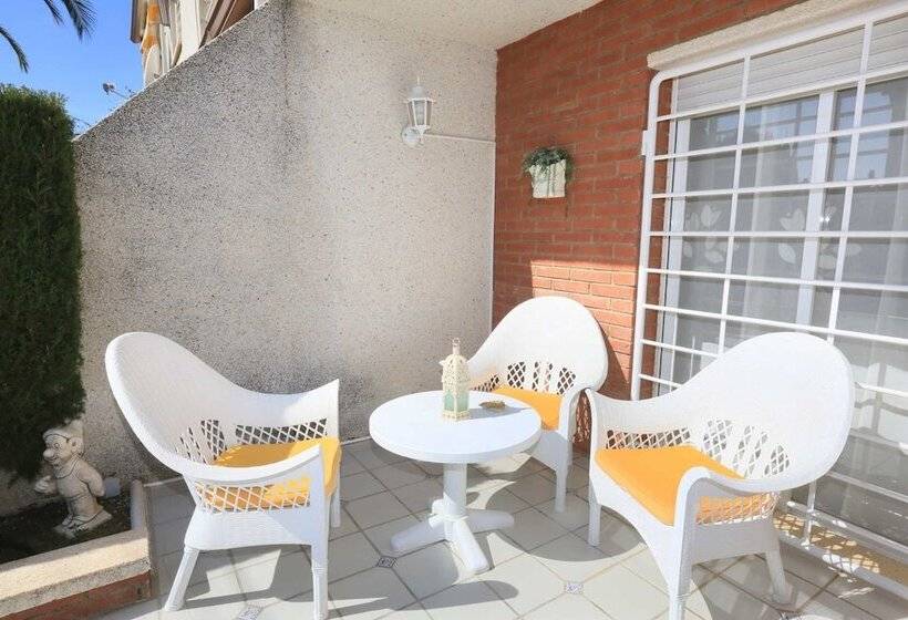 Casa Adosada Para 6 Personas En Cambrils