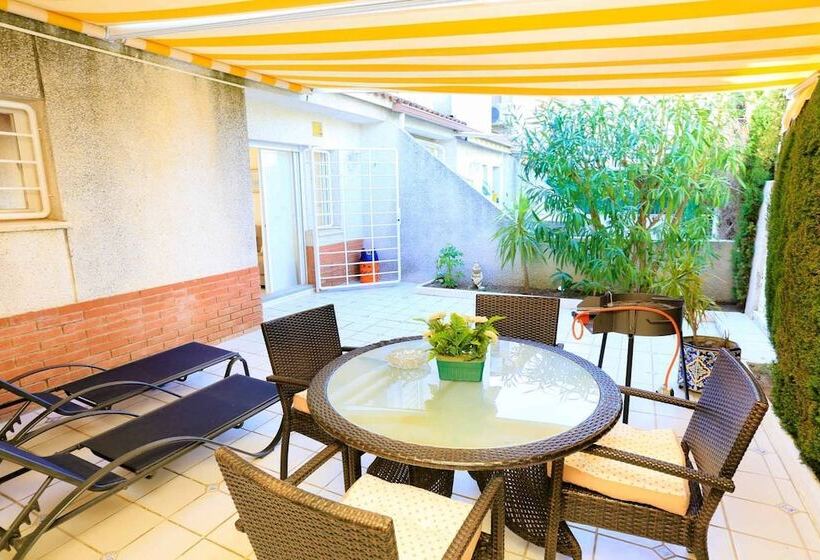 Casa Adosada Para 6 Personas En Cambrils