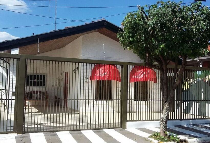 Casa Beatles Hostel Bauru