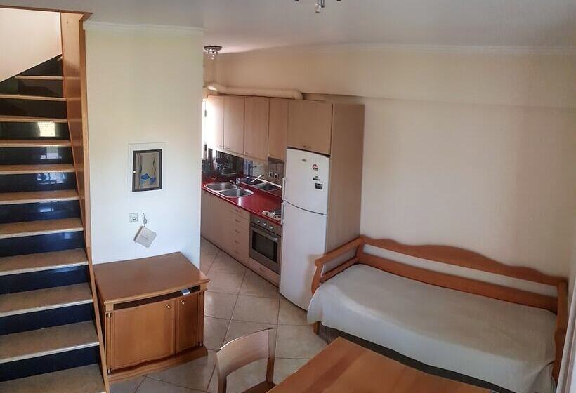 Christopoulos Villas