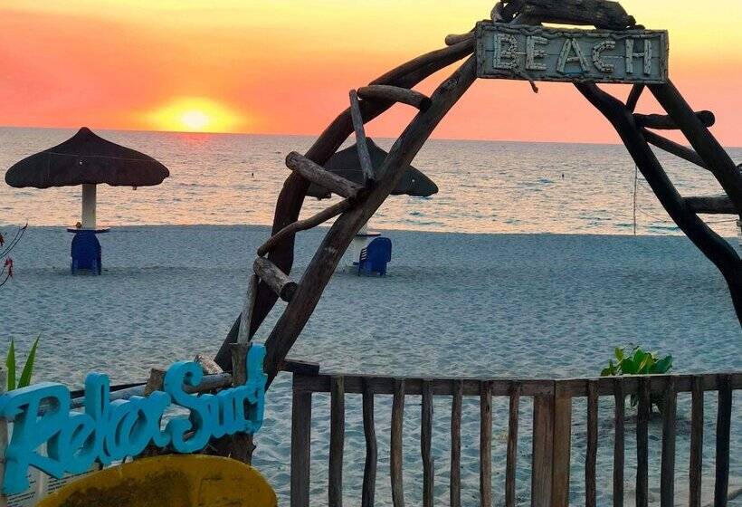 Club Monet Beach Resort By Cocotel