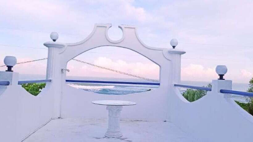 Club Monet Beach Resort By Cocotel