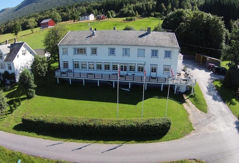 Eidsvåg Fjordhotell