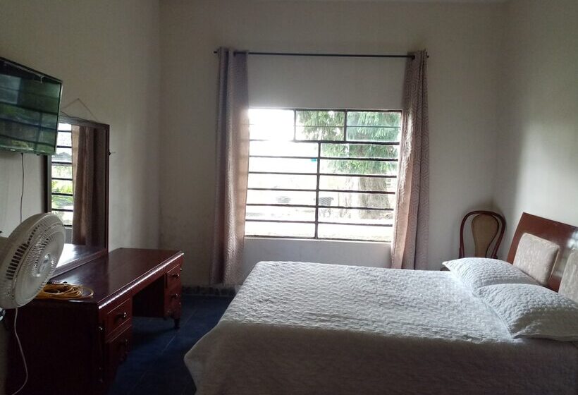 Finca Hotel El Meson