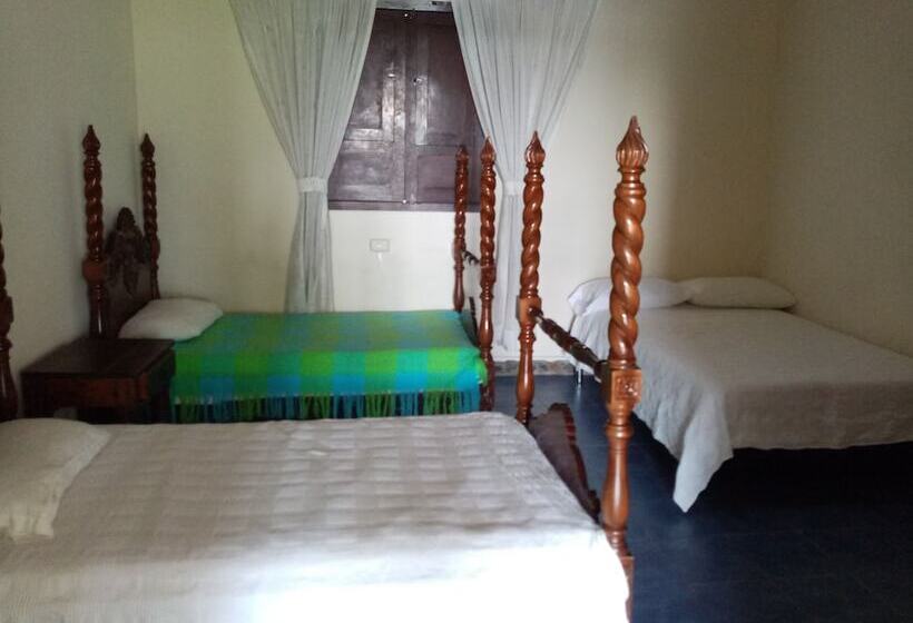 Finca Hotel El Meson