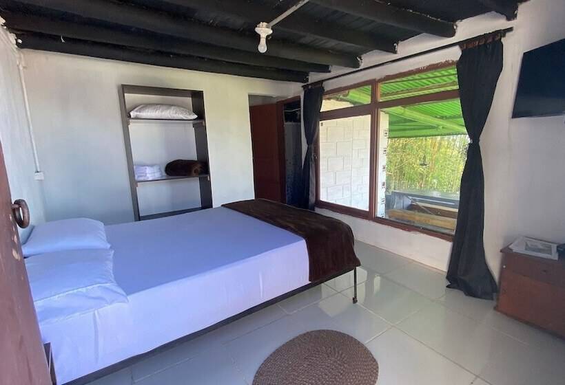 Finca Hotel Los Guayacanes