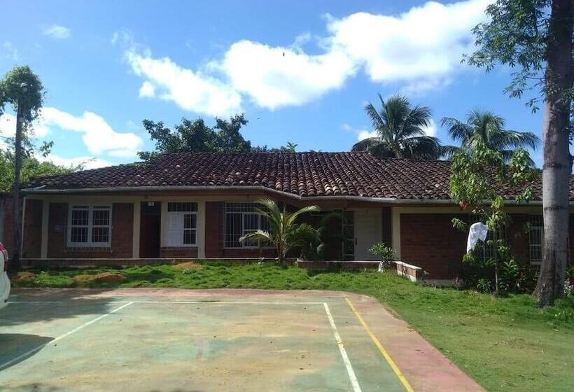 Hospedaje La Carachama Hostel