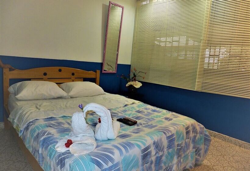 فندق فئة نجمة واحدة Casa Hotel Emanuel