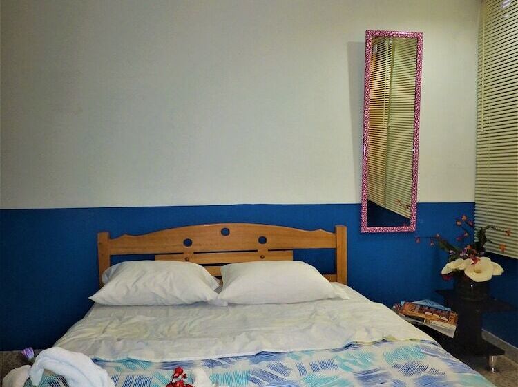 فندق فئة نجمة واحدة Casa Hotel Emanuel