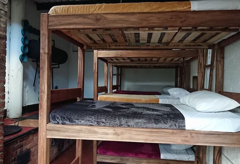 Hostal Cq Candelaria   Hostel