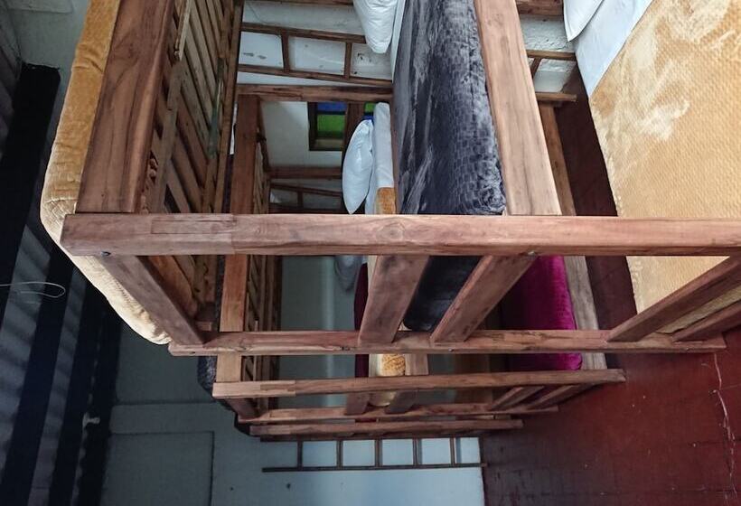 Hostal Cq Candelaria   Hostel