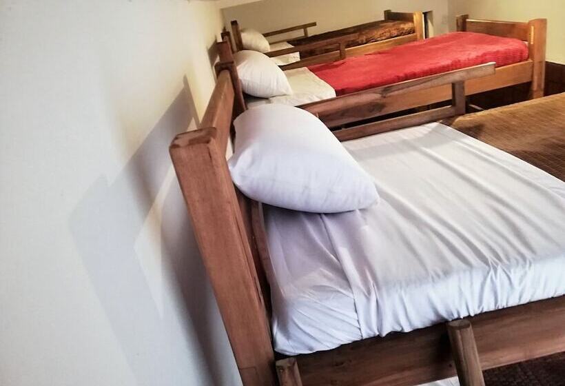 Hostal Cq Candelaria   Hostel