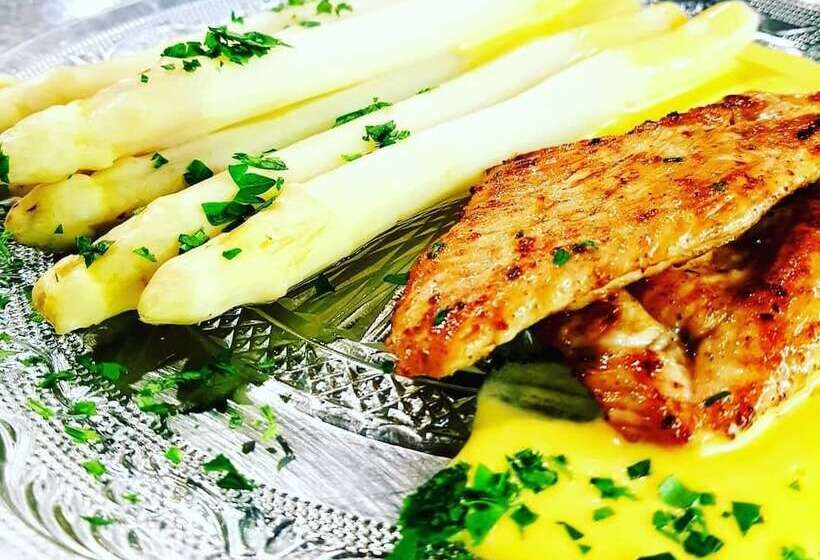 فندق فئة نجمة واحدة Gasthof Rössle