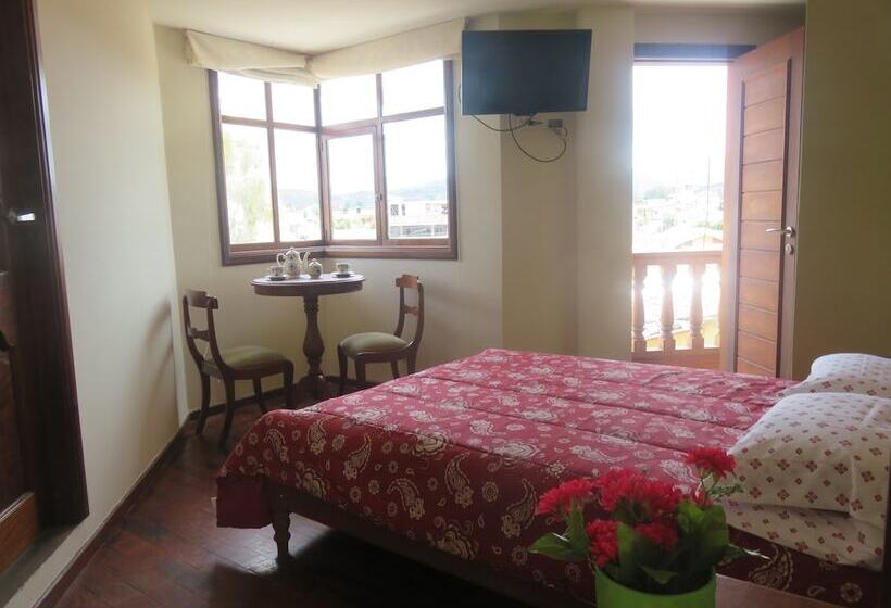 مسافرخانه Hospedaje Casa Blanca Beach