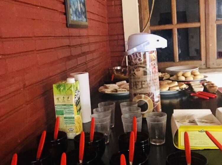 مسافرخانه Residencial Amaru