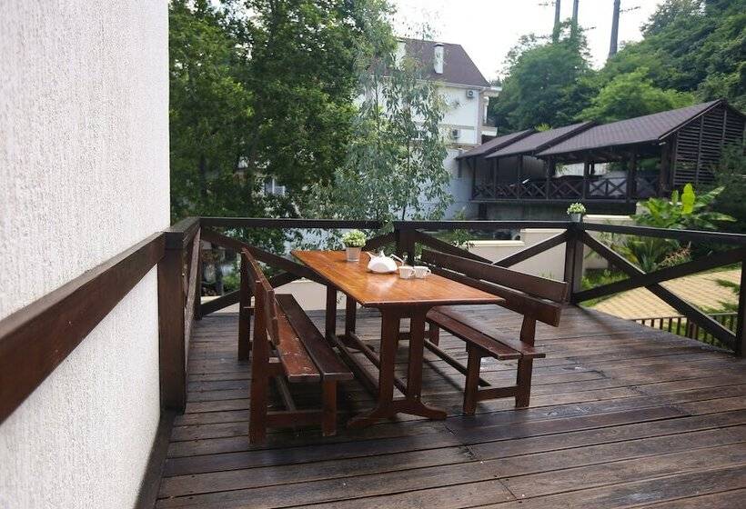 Hostel Villa Macesta