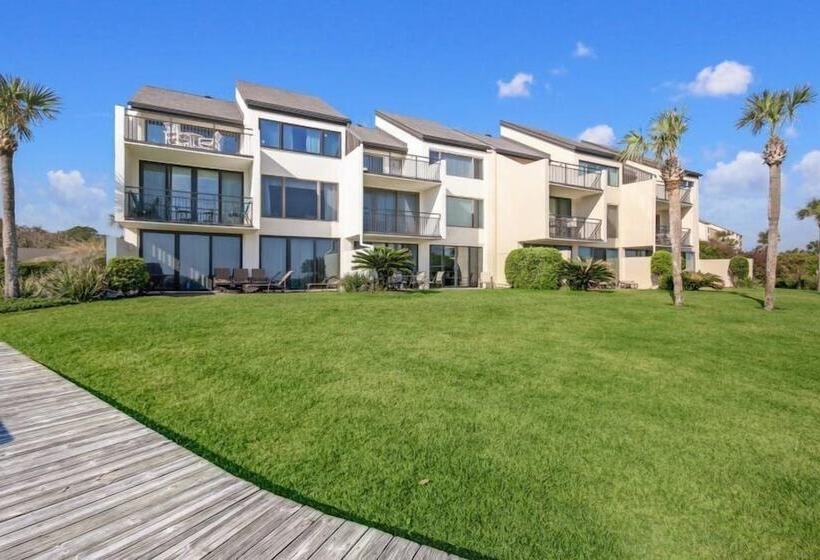 فندق 1127 Beach Walker