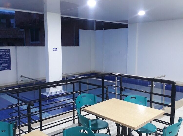 酒店 Alojamiento San Pedro In