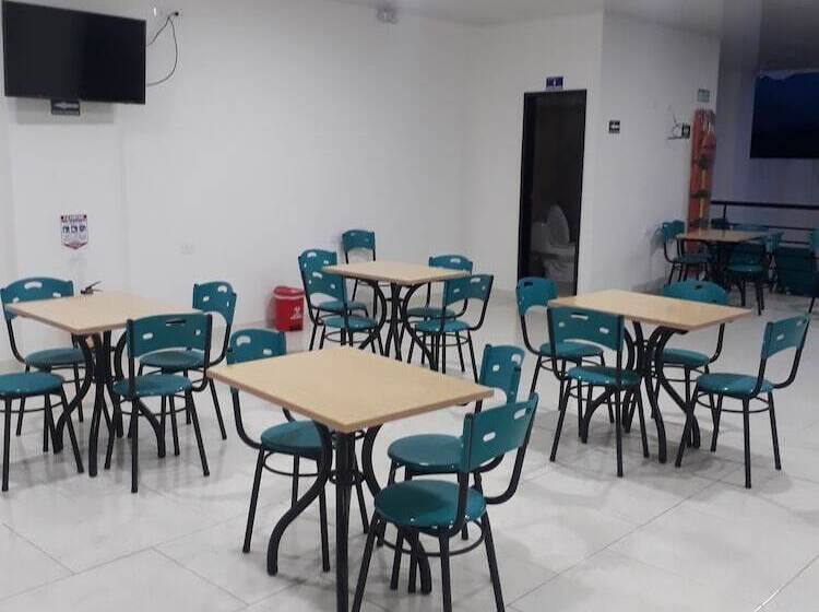 酒店 Alojamiento San Pedro In