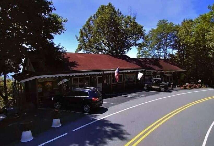 ホテル Alpine Inn