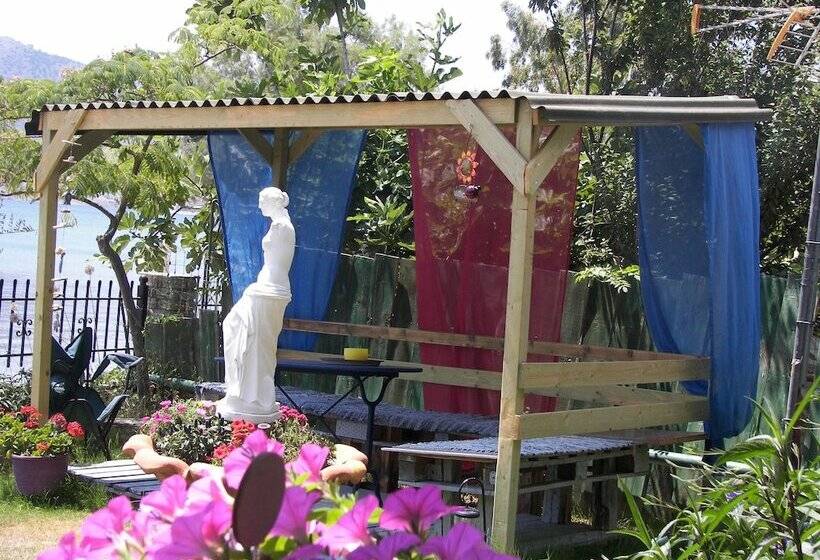 בית מלון כפרי Blue Dreams