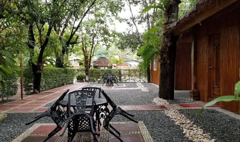 هتل Buenavista Family Inn