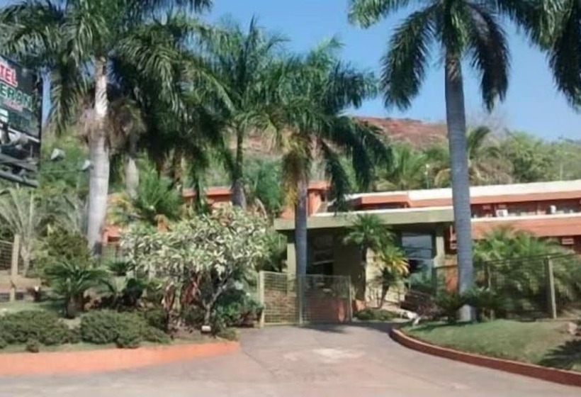 호텔 Calderan Palace