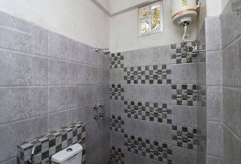 Отель Capital O 30857 The Kd Resort