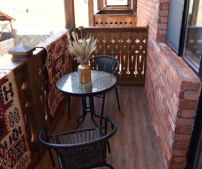 هتل Chateau Khashmi