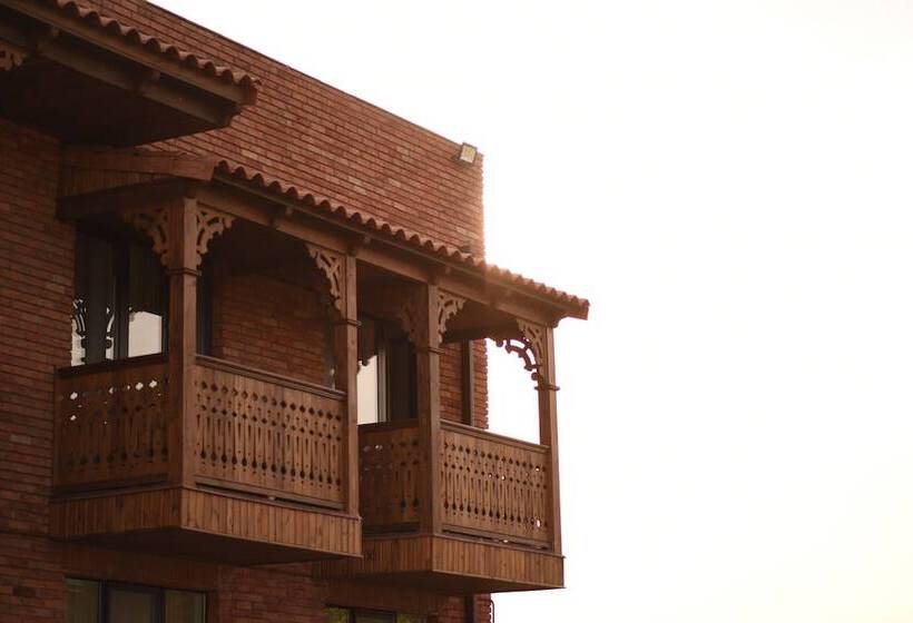 هتل Chateau Khashmi