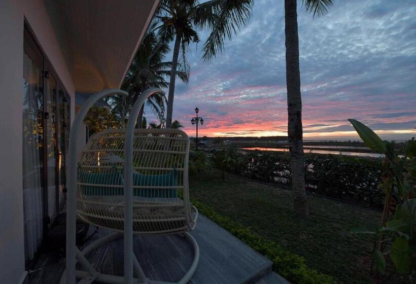 هتل Cocoland River Beach Resort & Spa